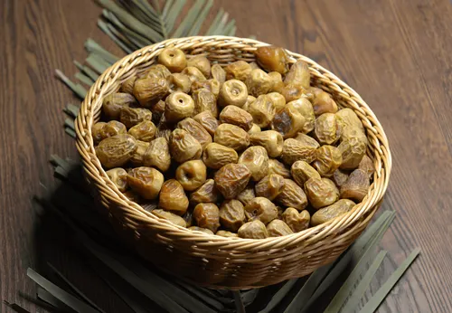 Sukkari dates wholesale supplier – High-quality bulk exports from Saudi Arabia